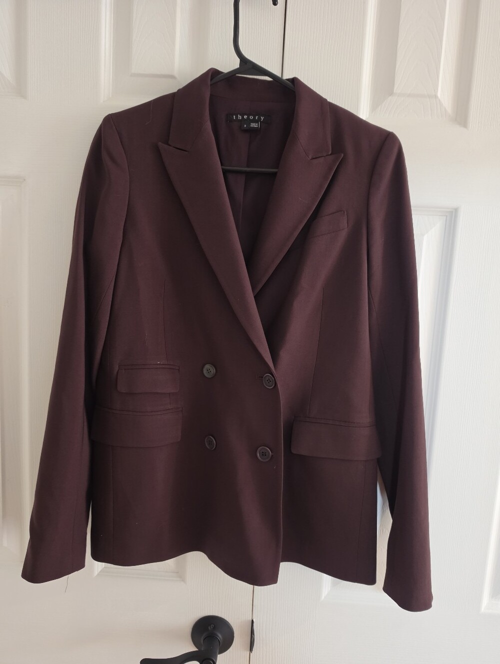Theory Double-breasted Tailored Wool Blazer in Deep Burgundy Size 2